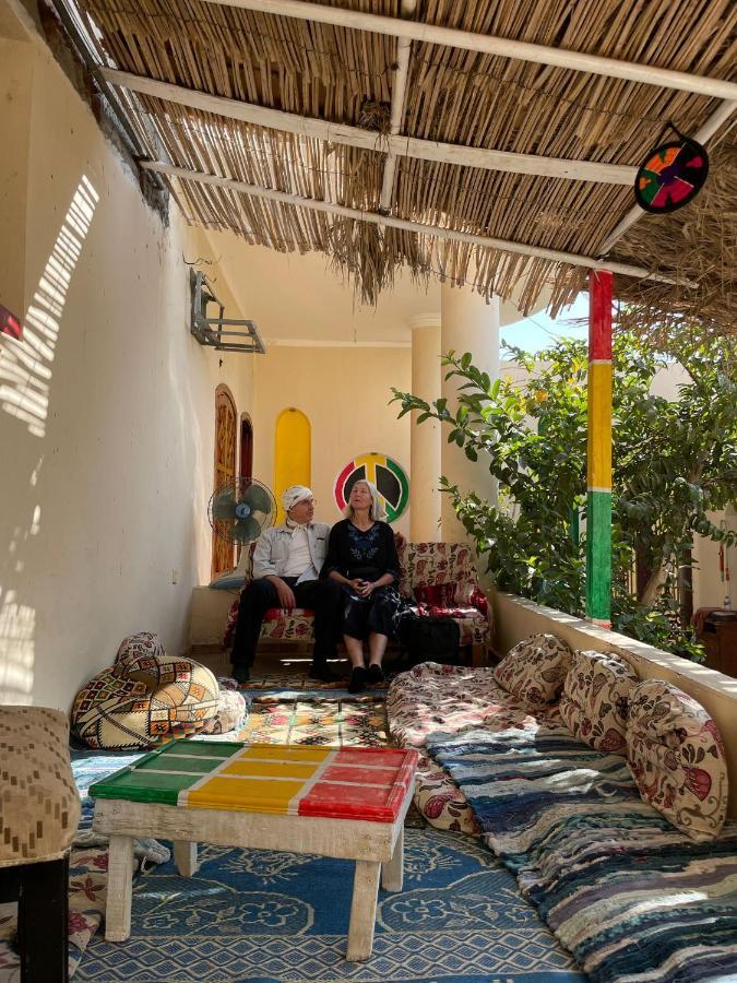 Bob Marley Bed & Breakfast & Restaurant Luxor Exterior foto